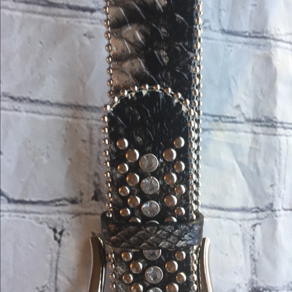 FAUX SKIN PRINT WITH RHINESTONES GREY BELT - Picture 12 of 13